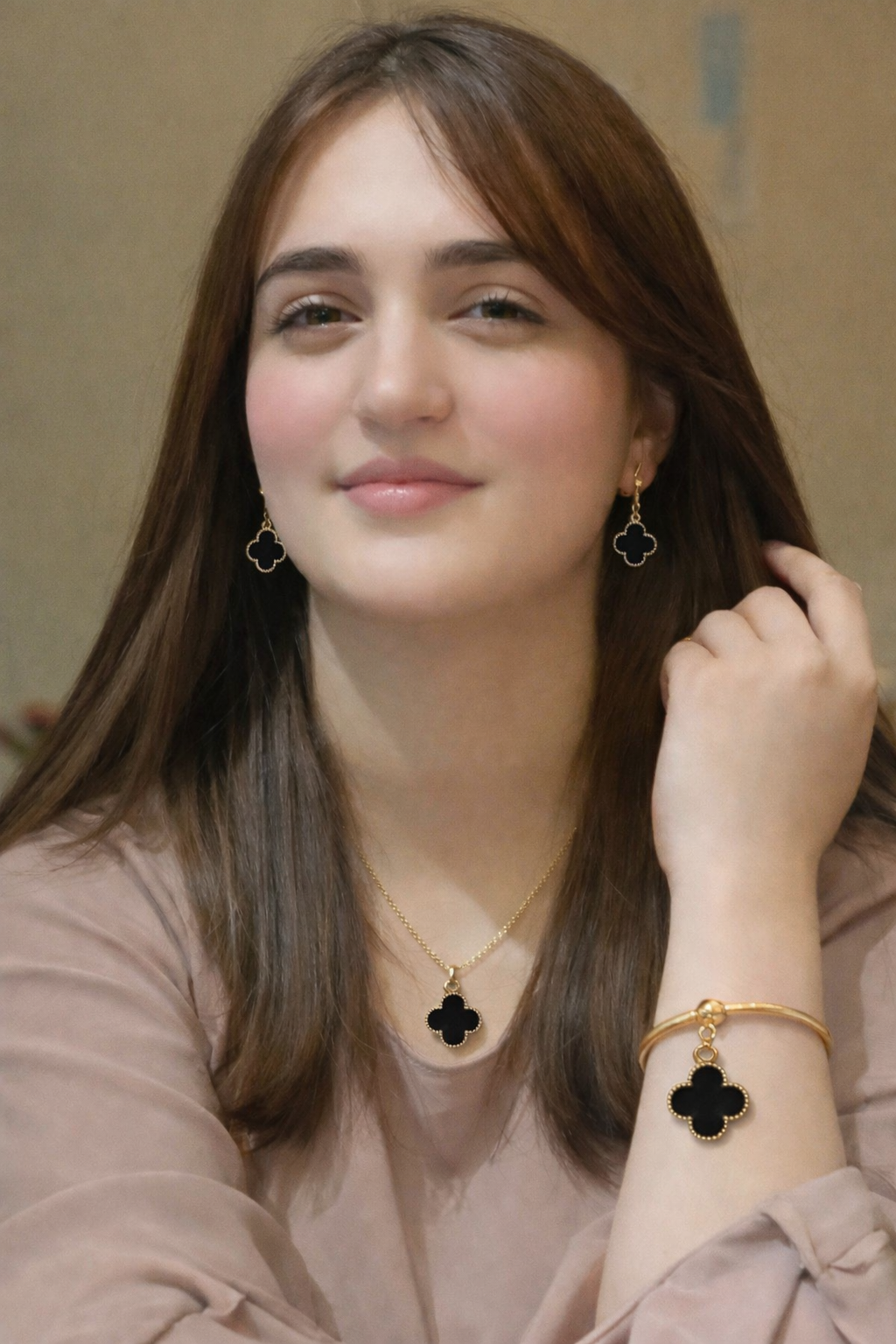 Elegant Black Clover Gold Plated Jewelry Set – Necklace, Earrings & Bracelet